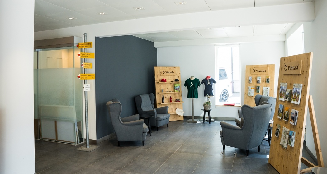 Gästeinformation Viamala, Infostelle Thusis (oua_611519432_image)