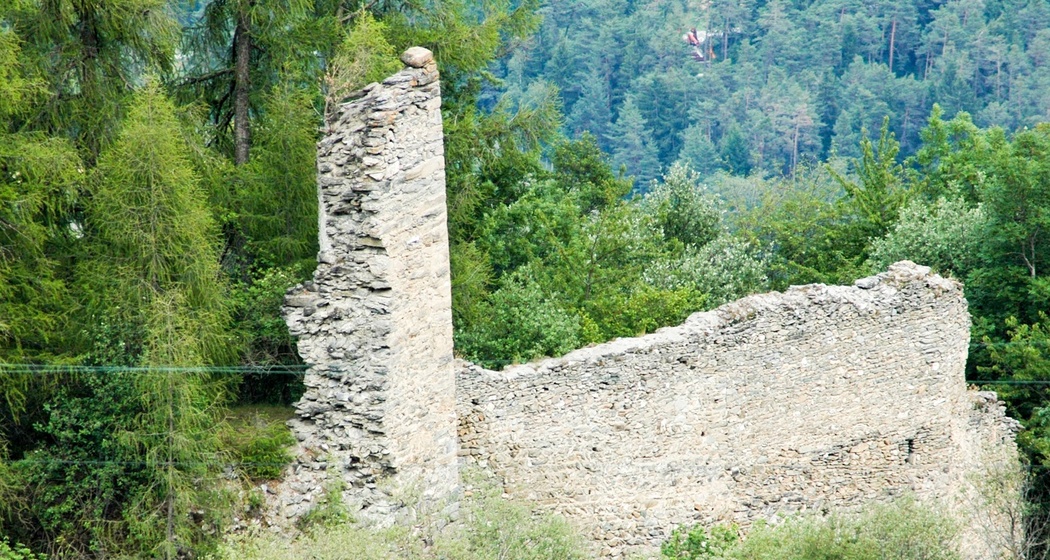 Burgruine Heinzenberg (oua_611519485_image)