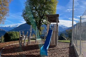 Parco giochi della scuola di Tartaro (oua_611519571_image)