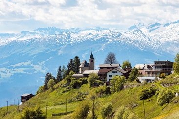 Feldis Reformed Church (oua_611519647_image)