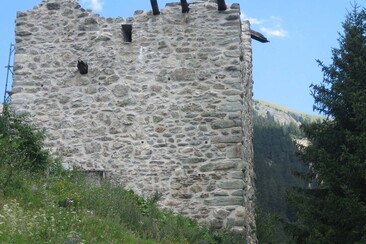 Ruines du château de La Tur (oua_611519735_image)