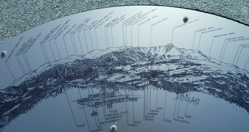 Aussichtspunkt Bergstation Sesselbahn Feldis-Mutta (oua_611520082_image)