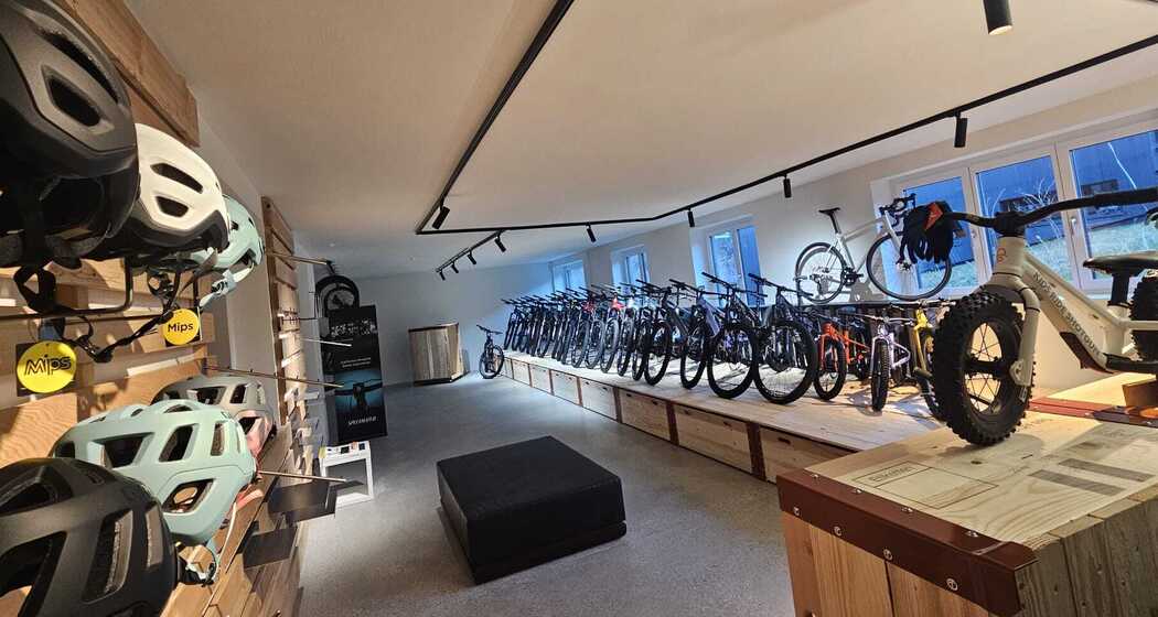 Il Nucleus – Bike Store & Trailschool (oua_611571472_image)