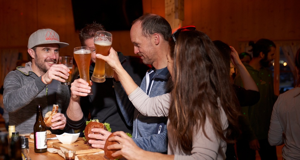 Alpen Chic - Die Après-Ski Bar in Savognin (oua_611620273_image)
