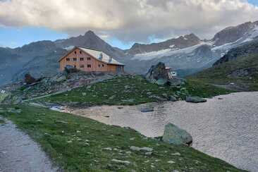 Chamanna da Grialetsch CAS – Grialetschhütte SAC (oua_611854377_image)
