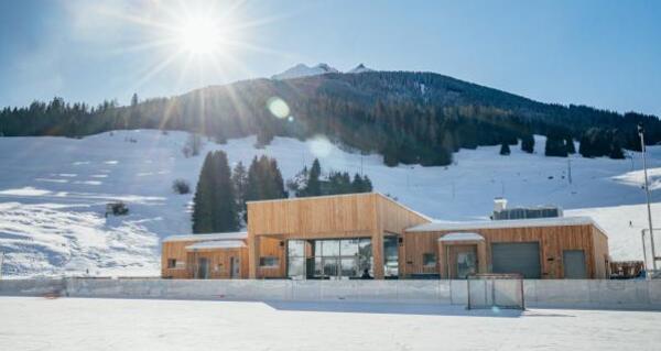 Öffentliche Toilette ewz-Arena La Nars Savognin (oua_611967971_image)