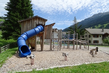Spielplatz Splügen (oua_612633476_image)