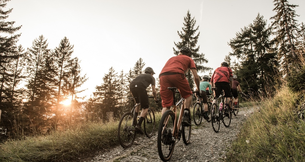 Gravelgruppe im Aufstieg