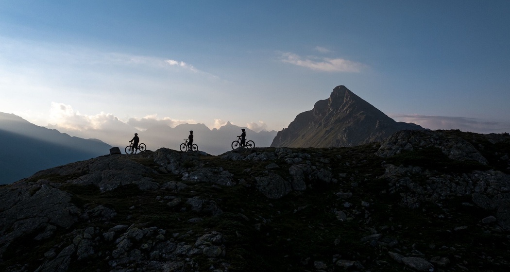 bei Sonnenaufgang auf dem Berninapass