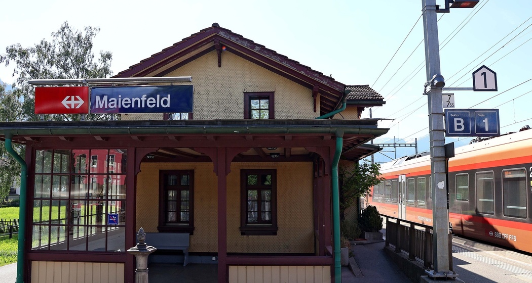 Bahnhof Maienfeld.