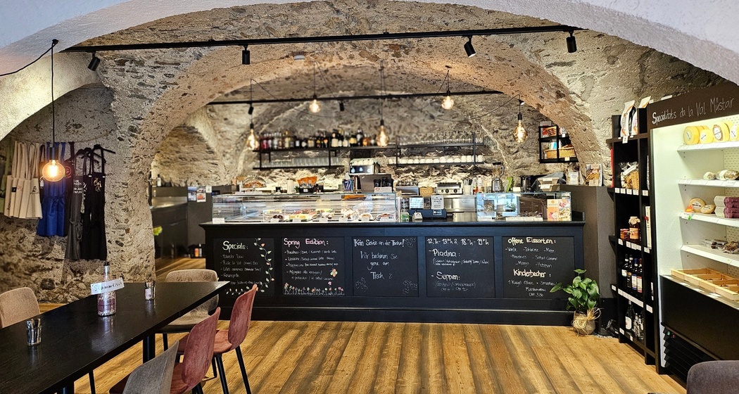 Caffè - bar - cun specialitats La Cuort (oua_614364127_image)