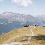 Der Hubel mit der gleichnamigen Hütte.
