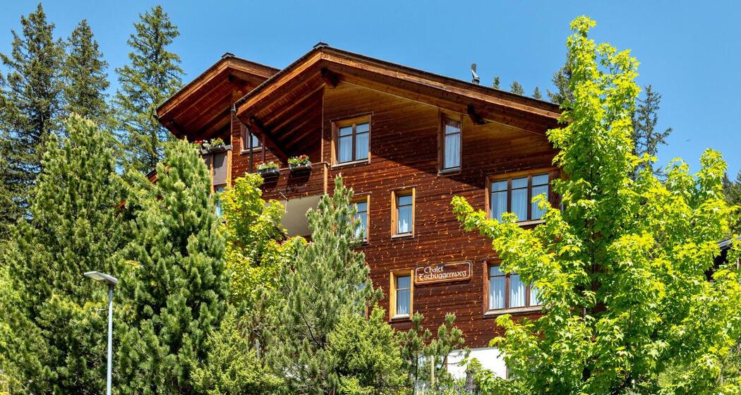 Aussenansicht Chalet Tschuggenweg