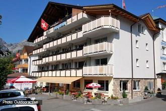 Bike Hotel Crystal Aussenansicht
