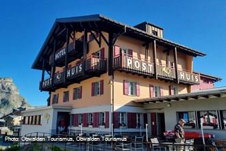 Hotel Posthuis im Sommer