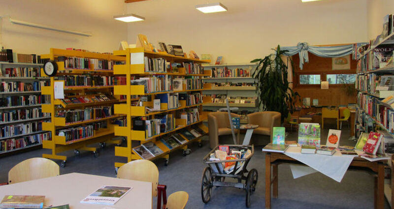 Schul- und Gemeindebibliothek Safiental (oua_61643671_image)
