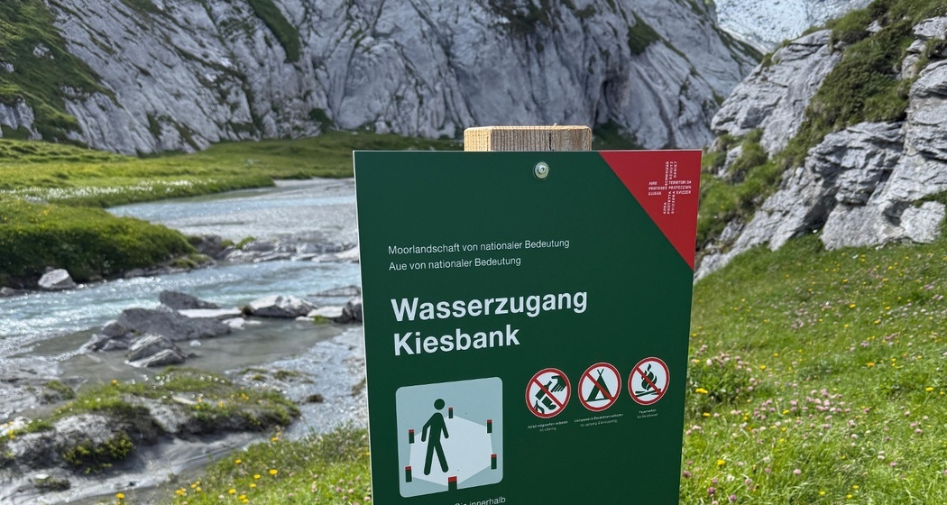 Wasserzugang Kiesbank