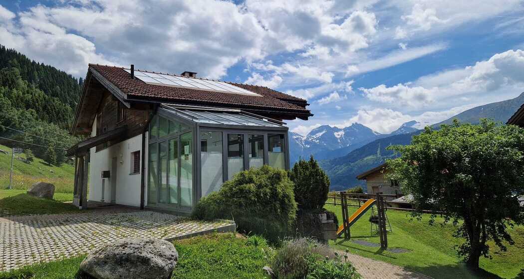 Haus mit Wintergarten