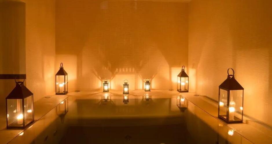 Wellness Schloss Hotel - Massagen - Day Spa (oua_620271443_image)