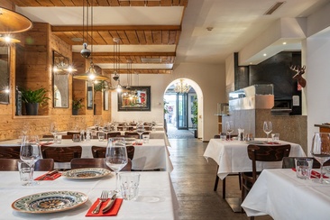 Riccardo`s (oua_620271635_image)