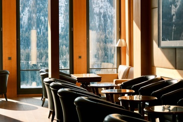 Miles Davis Lounge (oua_620271685_image)