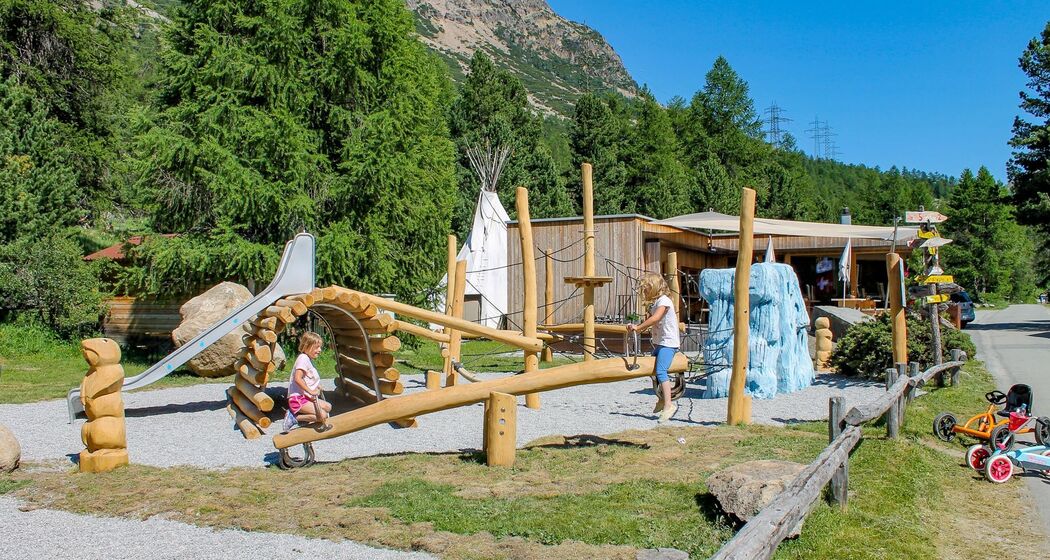 Kinderspielplatz Camping Morteratsch (oua_620271750_image)