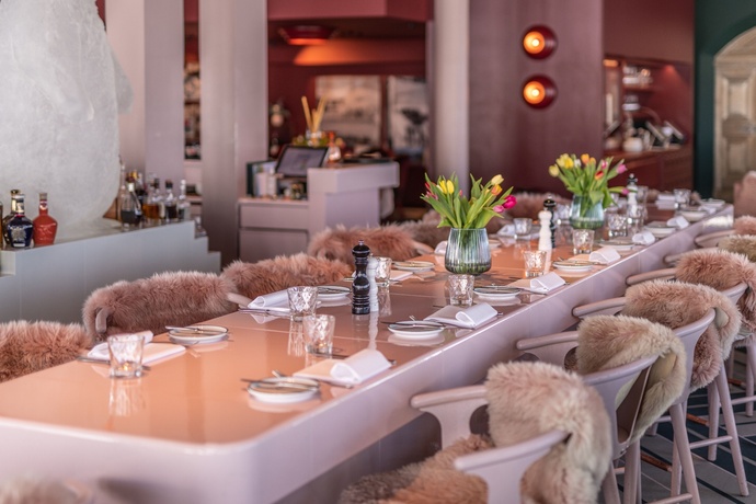 White Marmot (oua_620271798_image)