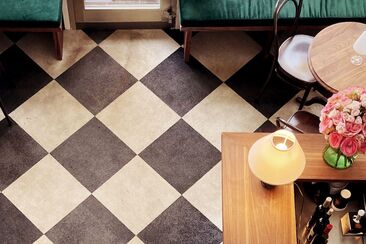 Cafè Belmont (oua_620271815_image)