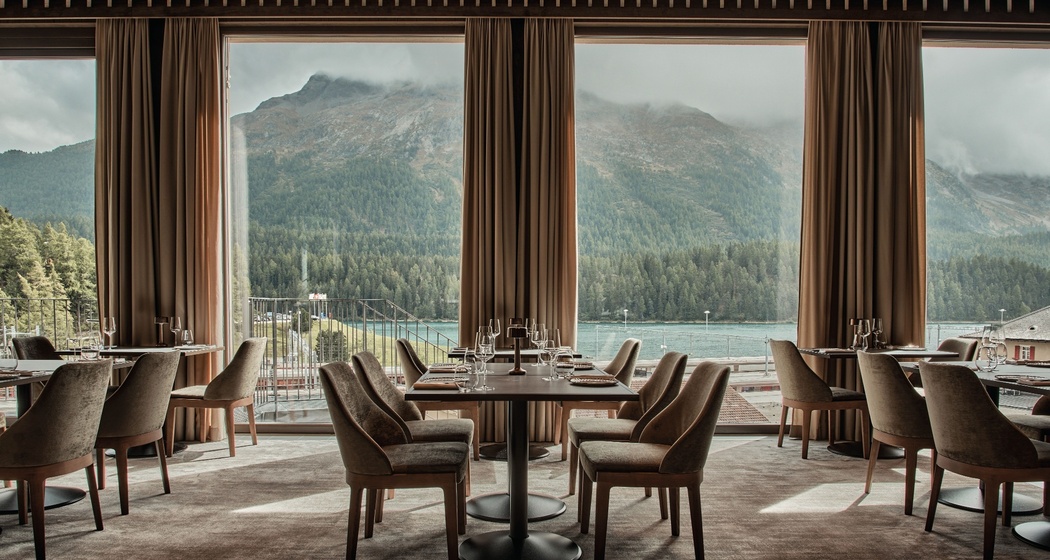 THE VIEW (oua_620271823_image)