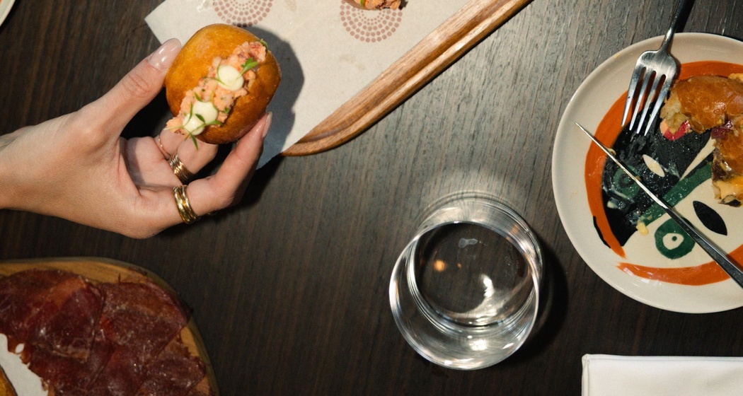 N/5 – The Bar (oua_620271835_image)