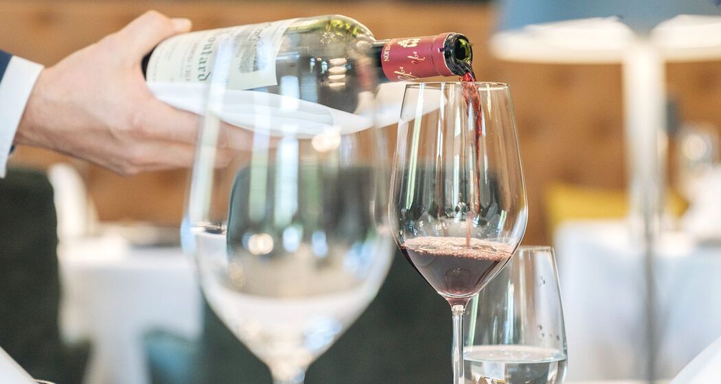 Vic`s Brasserie (oua_620271994_image)