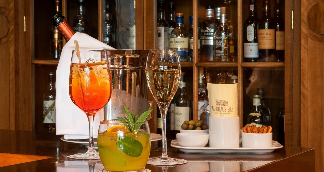 Hotel Waldhaus - Bar und Fumoir (oua_620272085_image)