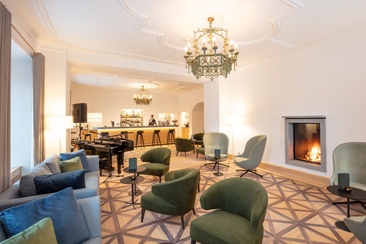 Parkhotel Margna - Hotelbar mit Chadafö veglia (oua_620272189_image)