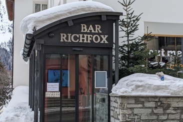 Bar Richfox (oua_620272254_image)