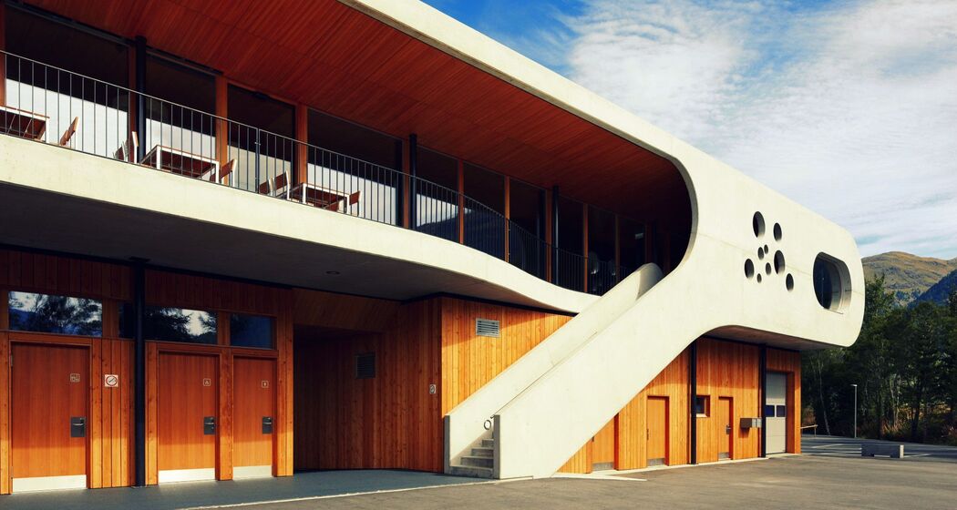 Promulins Restaurant (oua_620272385_image)