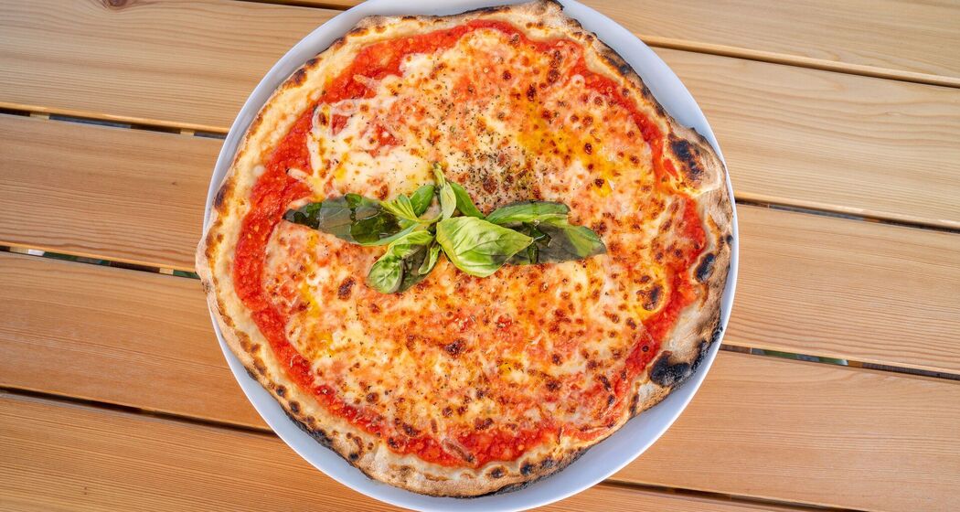 Sternbar Marguns (oua_620272393_image)