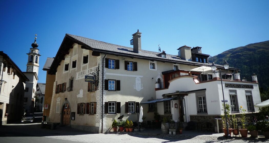 Restaurant Central (oua_620272629_image)