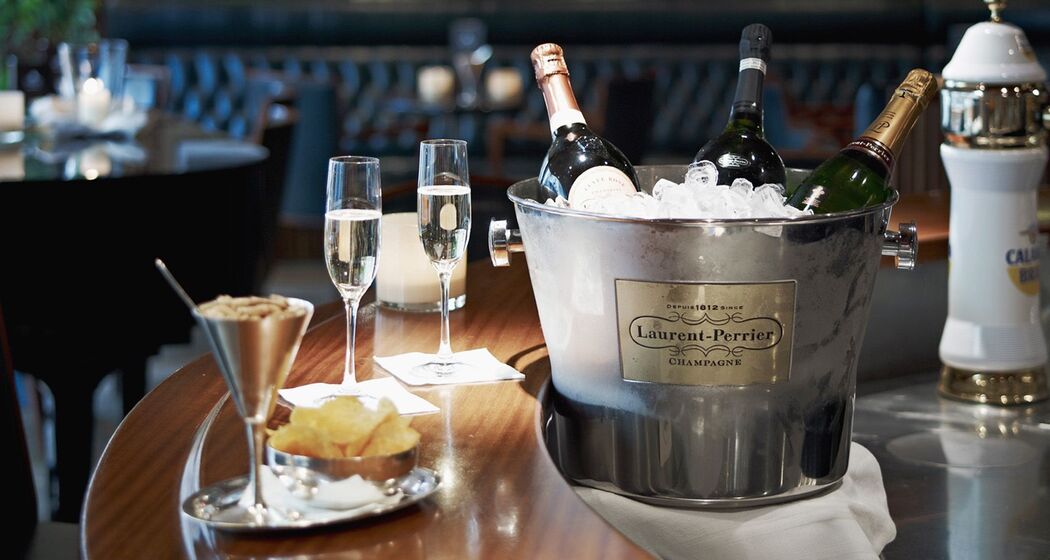 Crystal Piano Bar (oua_620272666_image)