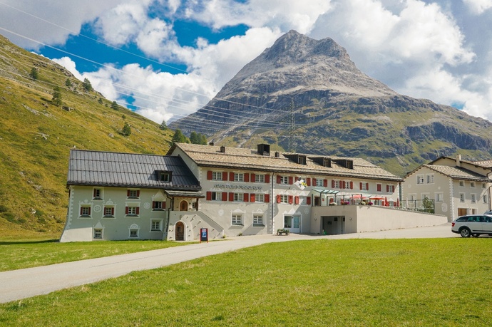 Berninahaus (oua_620272684_image)