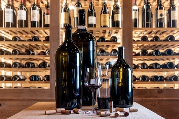 Donatz Wine Bar (oua_620272691_image)