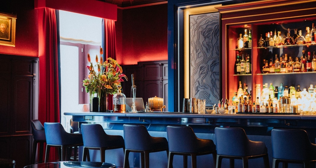 Kronenhof Bar & Hotel Lobby (oua_620272698_image)