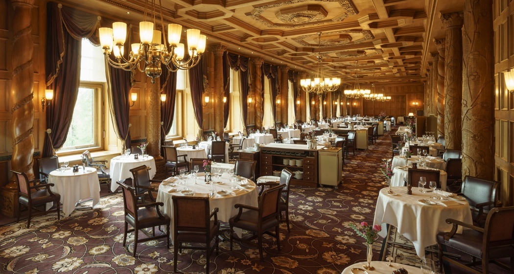 Grand Restaurant im Suvretta House (oua_620272703_image)