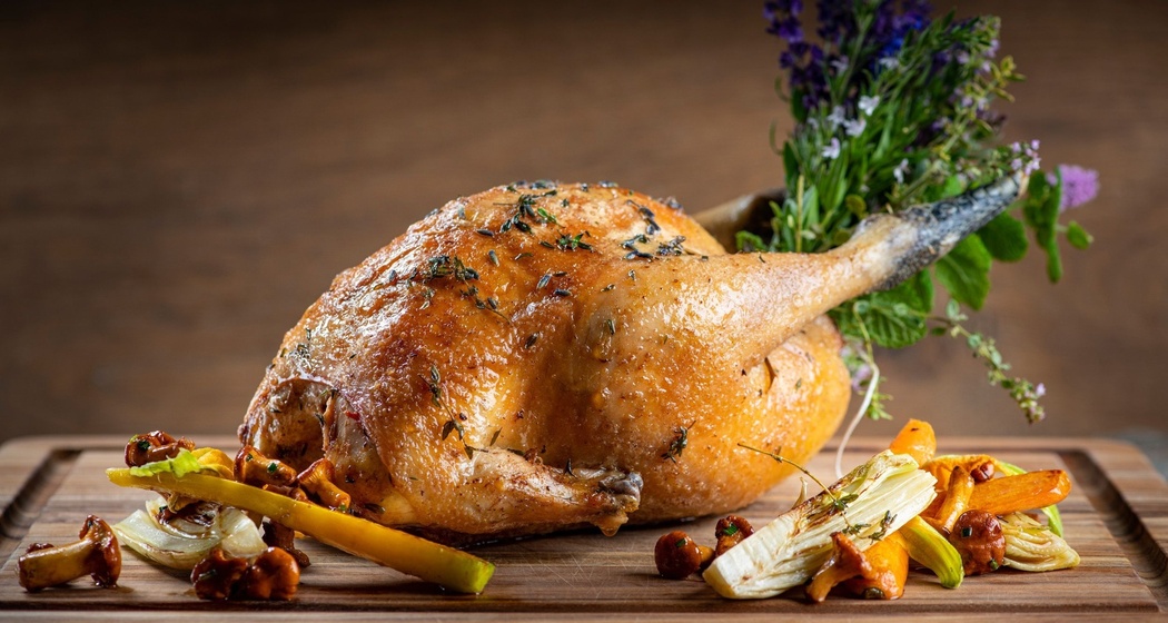 Grand Restaurant im Suvretta House (oua_620272705_image)