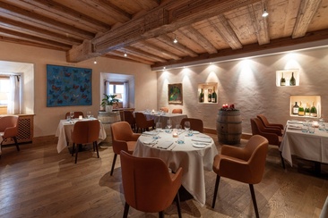 Mono Restaurant (oua_620272712_image)