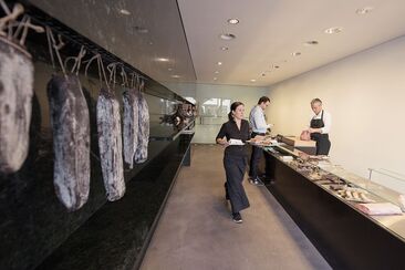 Hatecke (oua_620272719_image)