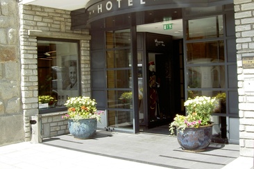 Deco Bar Hotel Schweizerhof (oua_620272725_image)