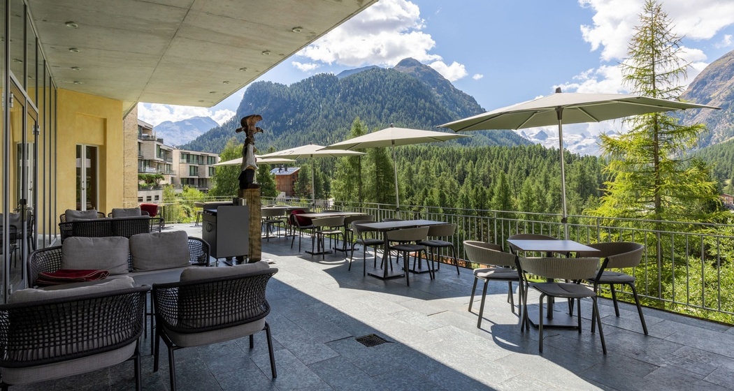 Saratz Bar (oua_620272809_image)