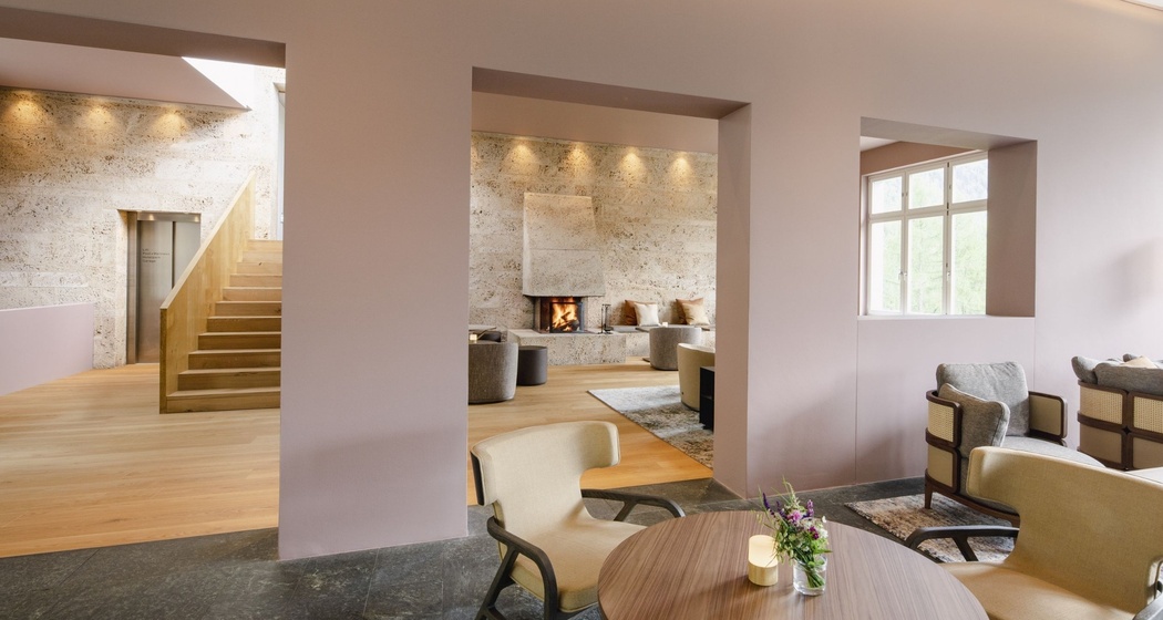 Saratz Bar (oua_620272811_image)