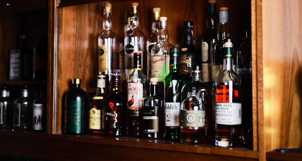 Inn Bar (oua_620272851_image)