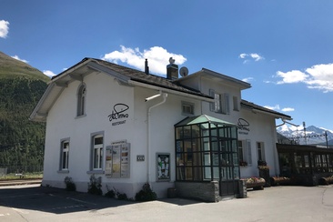 oua (620273193)